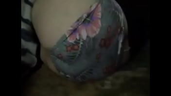 Hoe with nice cheeks