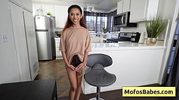 Watch this teenager slut preparing for the fuck of her life with huge dick around