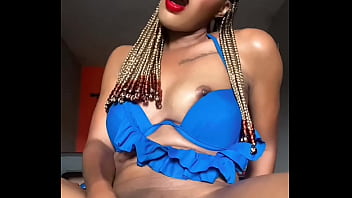 Milf solo dildo pussy play