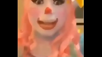 Que le dijo una dona glaciada a otra que no lo esta