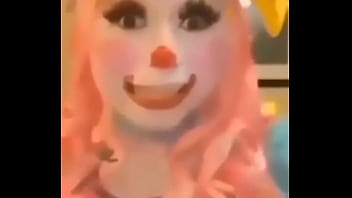 Que le dijo una dona glaciada a otra que no lo esta