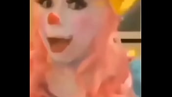 Que le dijo una dona glaciada a otra que no lo esta