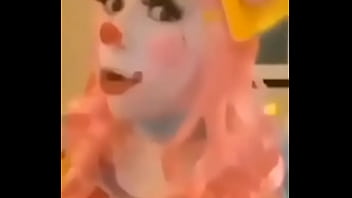 Que le dijo una dona glaciada a otra que no lo esta