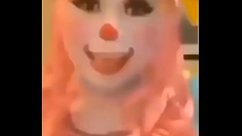 Que le dijo una dona glaciada a otra que no lo esta