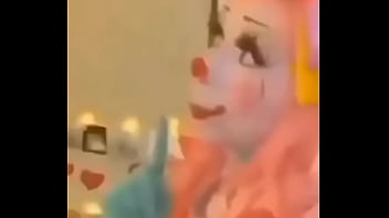 Que le dijo una dona glaciada a otra que no lo esta