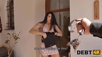 Debt4k night of the hunter with lilly bella