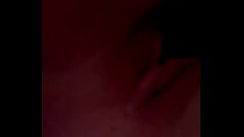 Pagando a corrida antes de entrar no mercado o safado do motorista ainda gozou dentro