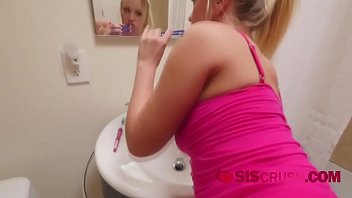 Kinky blonde beauty giving head