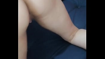Lo zorra de la vecina esta muy mojada y no trae ropa interior Lo zorra de la vecina esta muy mojada y no trae ropa interior