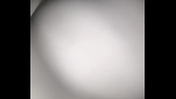 Que rica se mueve mi primastra