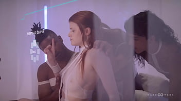 Hardwerk hologang with lucy huxley Hardwerk hologang with lucy huxley