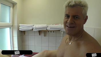 Frustrated amalia seduces old pervert porno dan in salon