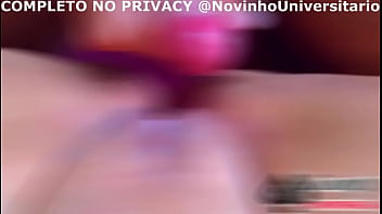 Novinho fudendo a bumbumgigante