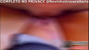 Novinho fudendo a bumbumgigante