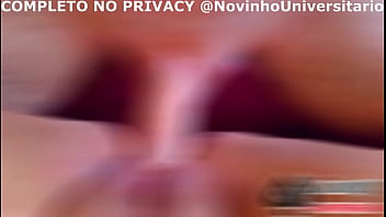 Novinho fudendo a bumbumgigante