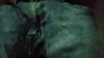 Una deliciosa meada con mi pañal y pantalón puesto y de paso deliciosa pajita y doble orgssmo