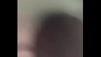 Fudendo a namorada no carro