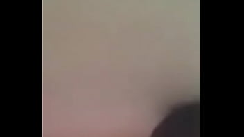 Fudendo a namorada no carro