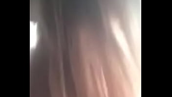 Fudendo a namorada no carro