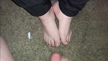 Pov cumshot on beautiful feet