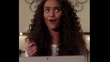 Madison pettis playing with a vibrator