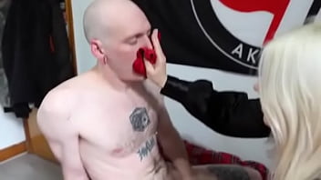 Face sitting panty sniffing