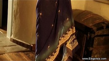 Dancing milf from exotic asia