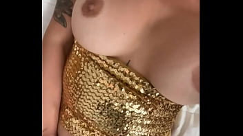 Sofía alba se toca lento y gime tu nombre