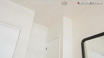 Round ass blondie teen smashed in bed Round ass blondie teen smashed in bed