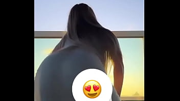 Gostosa dançando sensual