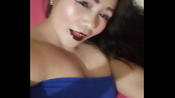 Scorpiotinna showing her stockings and beautiful feet