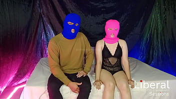 Mi esposa con un tercero yo solo disfruto viendo cuckold debut