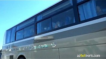 Y legs wide open squirting