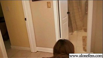 Sex toys to masturbate for gorgeous alone girl sam summers video 23