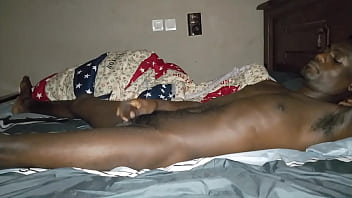 Since my fuckmate can't make it to me i decide to cool off my horniness this way