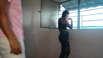 Quien ve a mi hermanastra pareciera que no le gustara mi verga y se la folla completa parte 1