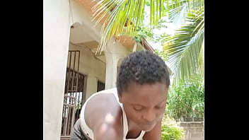 Can u believe crazybitch received tortoise as gift from her favourite fan