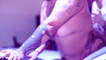 Lesbian foot fetish threesome part 1