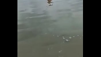 Me exibindo na praia com bikine bem pequeno