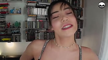 Now the fourth part of my video with the superb jadecve from the french tv show "la villa des cœurs brisés" the first