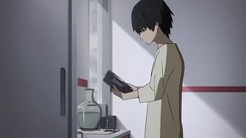 Bébé dans la machine