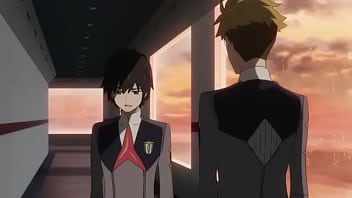 Bébé dans la machine