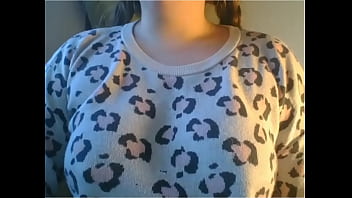 Really nice hot teen with nice body on webcam