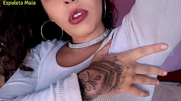 Applying cream to the armpits