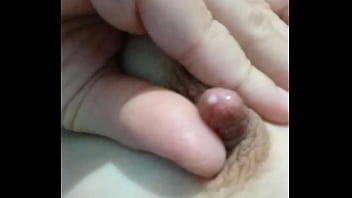 Troia col latte nelle tette