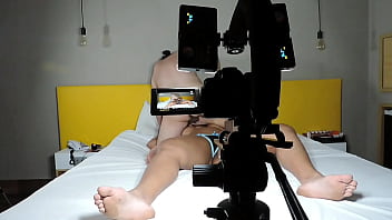 Morena da bunda grande bastidores com a atriz pornô sophie stephan