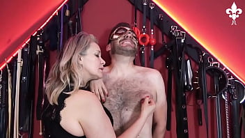 Clothespins & rubber bands