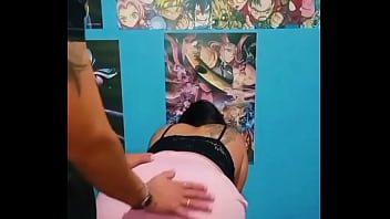 Mi hermanastra quiere que la entrene la voy a entrenar bien a fondo