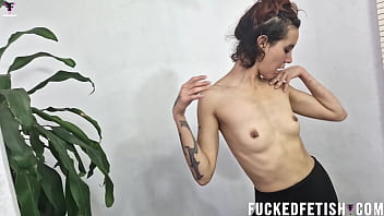 Skinny girl neopreno vibrator