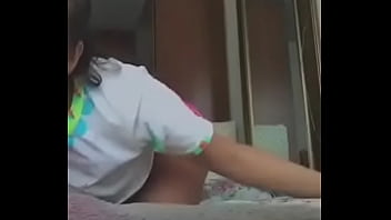 Mi perrita en la cama